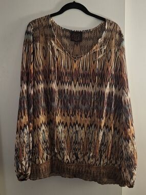 French Blue Women's Multi-Color Printed V-Neck Blouse